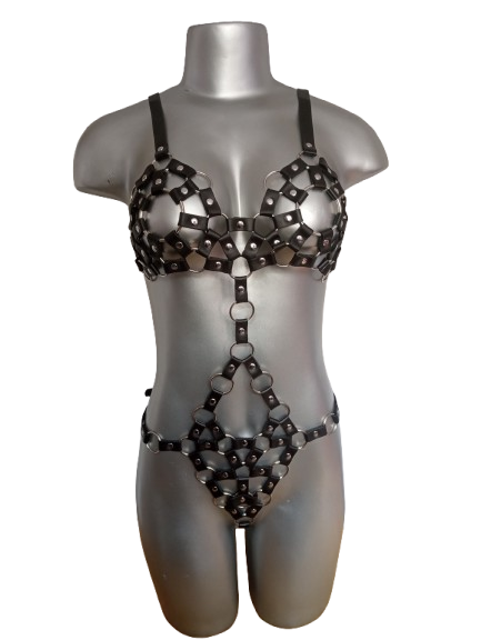 trikini en cuerina 162